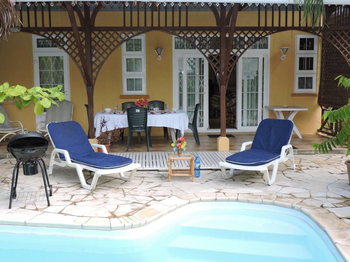 Hibiscus Villa Blue Bay